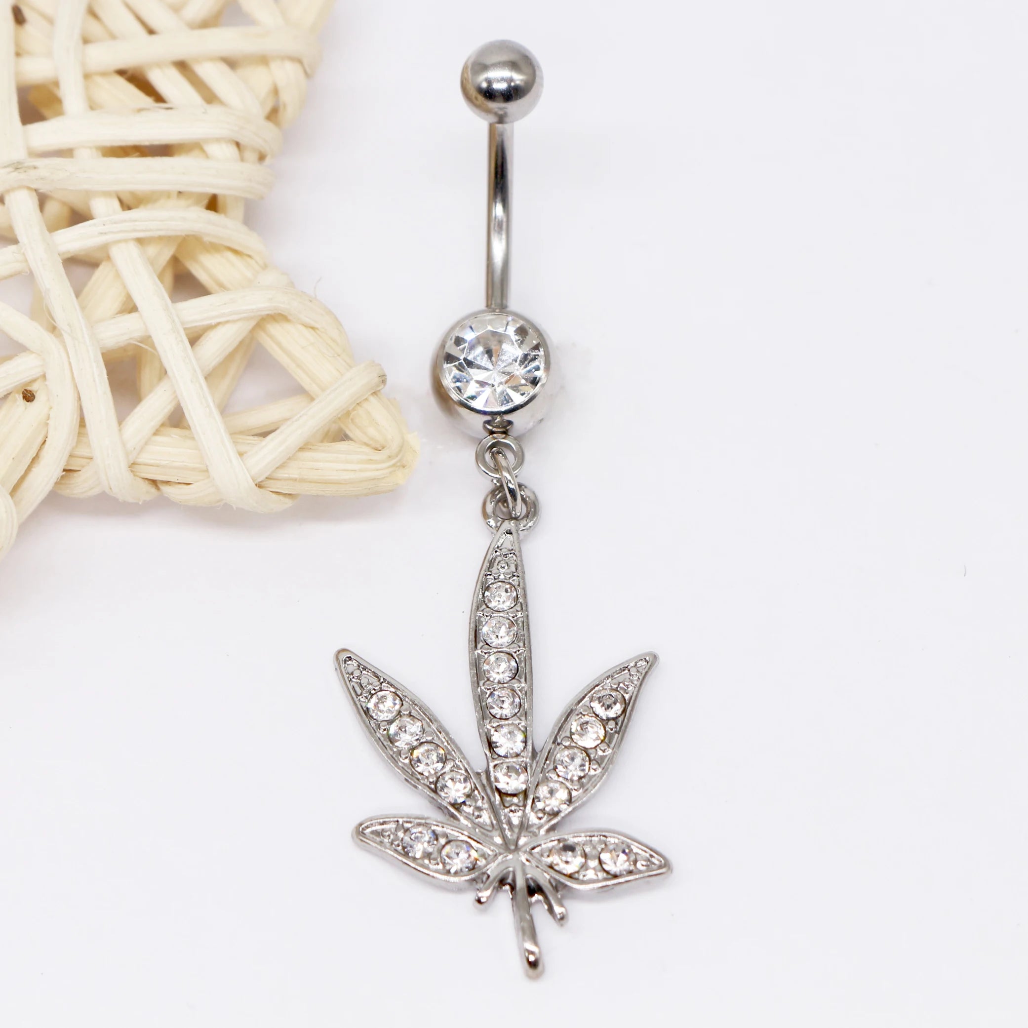 1 Pcs Dangle Rhinestone Surgical steel Weed Leaf Stylish Belly Button Piercing Navel Jewelry