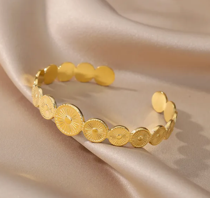 Stainless Steel Gold Plated Bracelet Woman Accessory 58-60mm  Trending Jewelry