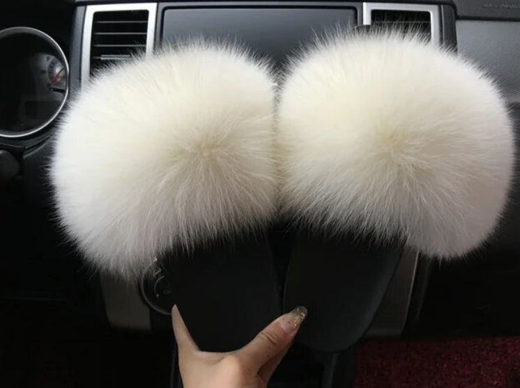 Trending Woman Fluffy Faux Fox Fur Indoor Slipper Fashion Slides For Girls