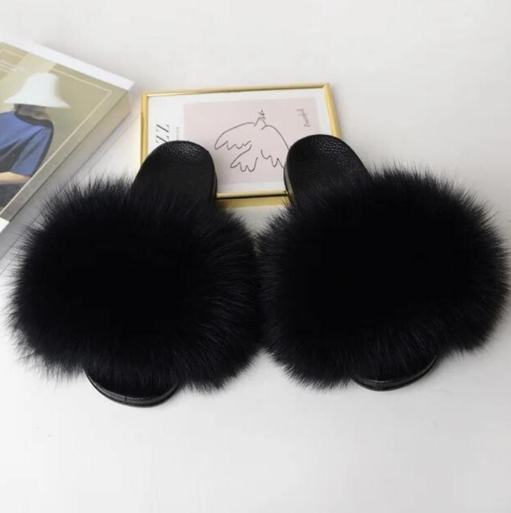Trending Woman Fluffy Faux Fox Fur Indoor Slipper Fashion Slides For Girls