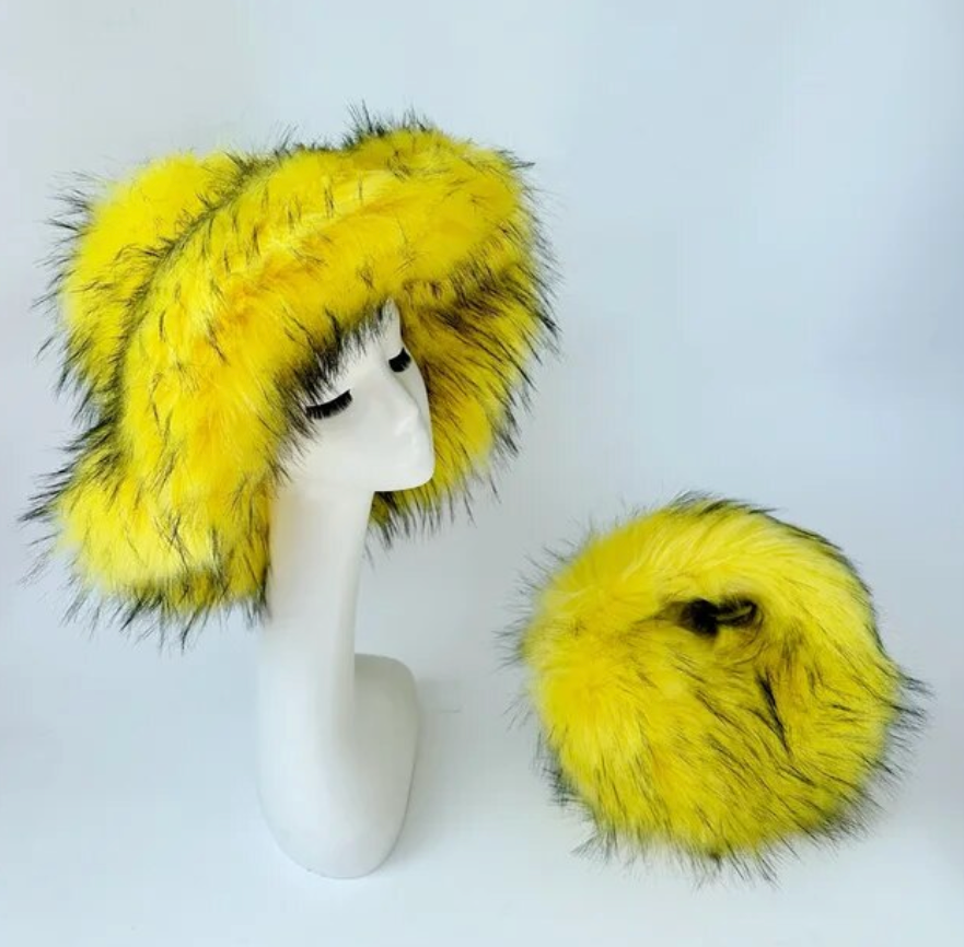 Womans Fashion Plush Faux Fur Trending Winter Rabbit Fur Oversized Fishermans Hat And Bag Set