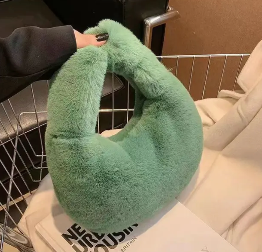 Womans Fur Wool Purse Trending Short Handle Plush Ladies Wrist Bag