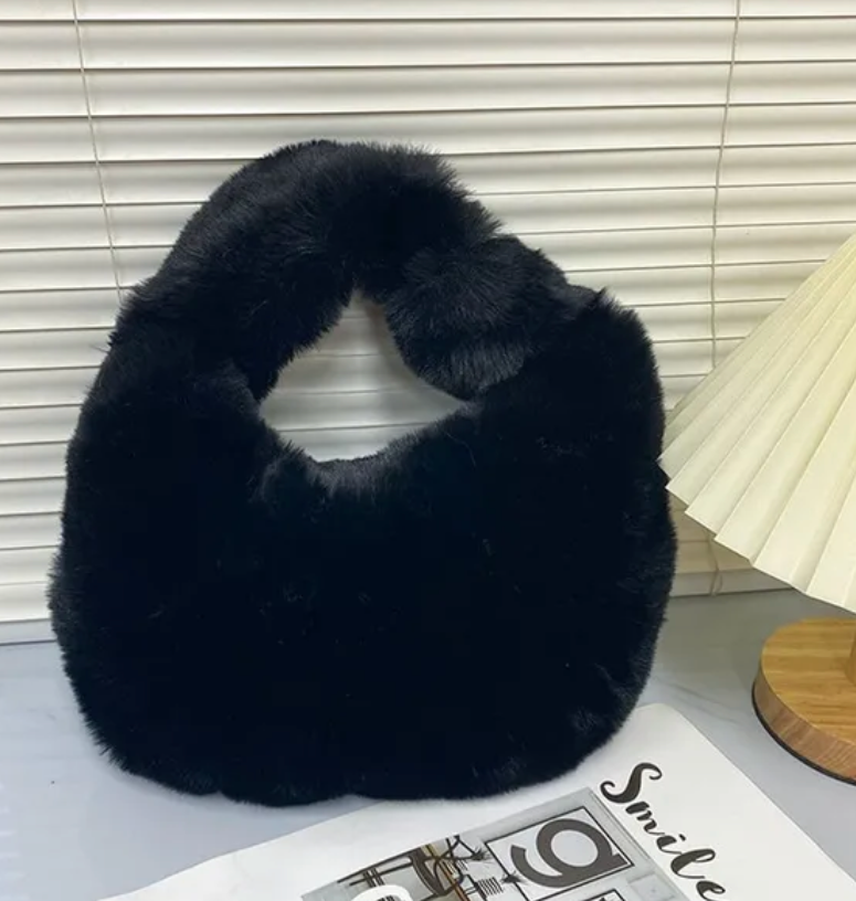 Womans Fur Wool Purse Trending Short Handle Plush Ladies Wrist Bag