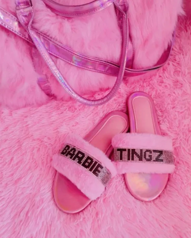 Womans Fur Rhinestone Flat Sandals Shiny Graphic Style Fashion Shoes