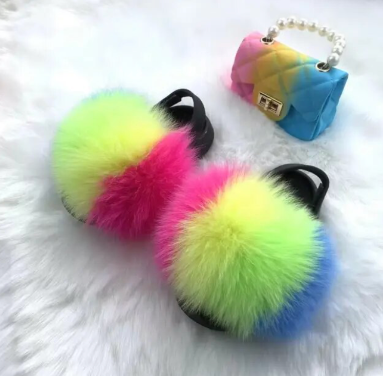 Girls Pearl Chain Handbag And Faux Fluffy Slipper Toddlers Cute Accessory Set