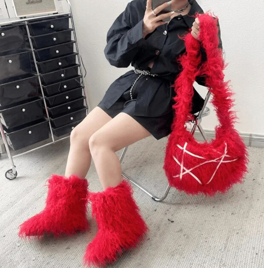 Womans Handbag And Shoes Set Furry Tote Criss Cross Design Bag With Plush fur boots