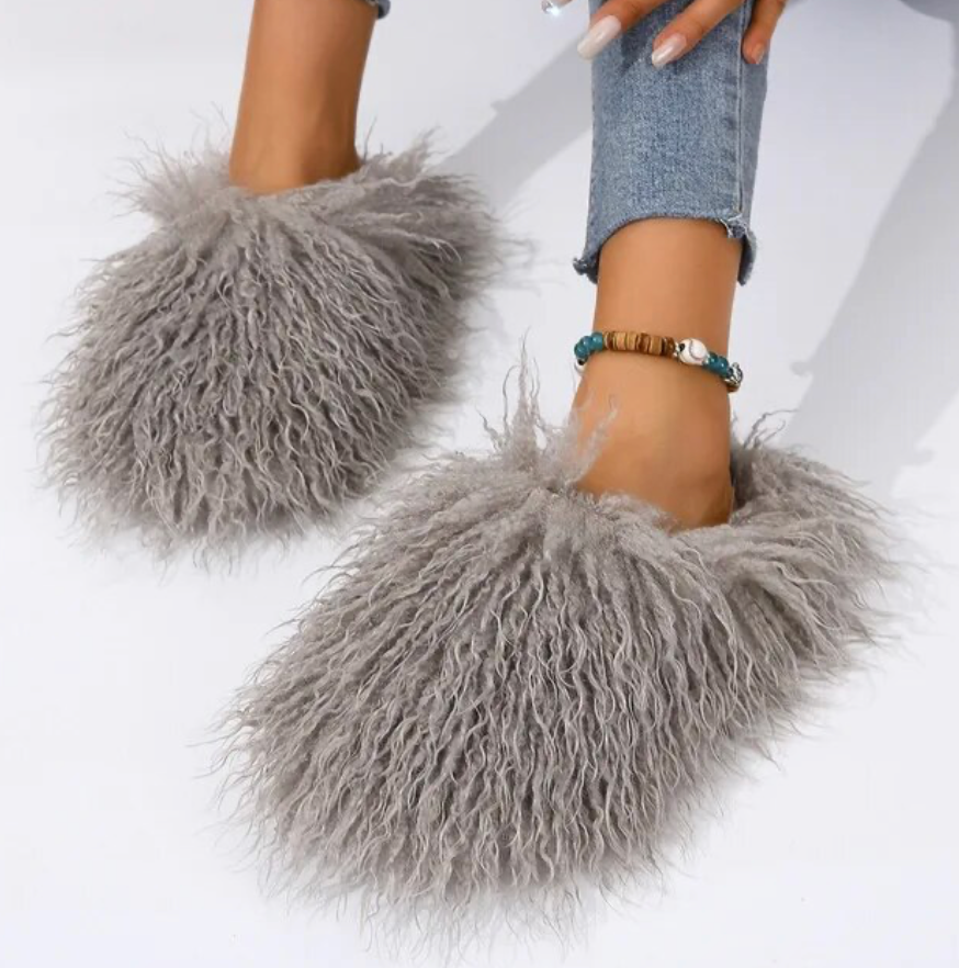 Furry Womans Home Slippers Warm Cozy Faux Fur Slip On House Slippers