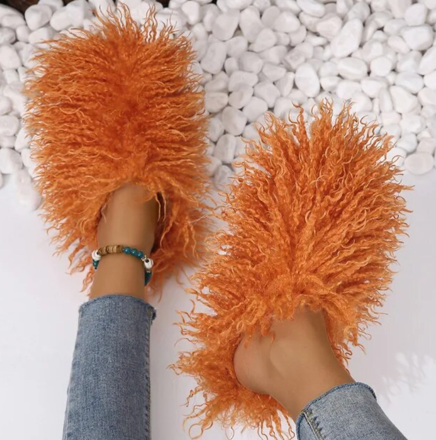 Furry Womans Home Slippers Warm Cozy Faux Fur Slip On House Slippers