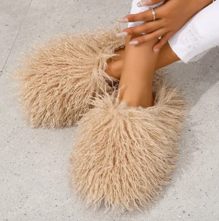 Furry Womans Home Slippers Warm Cozy Faux Fur Slip On House Slippers