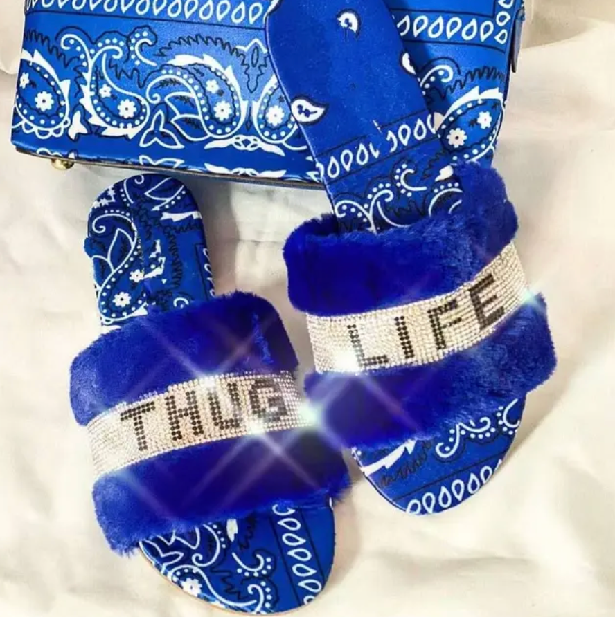 Woman’s Trending Design Summer Fashion Crystal Rhinestone Fluffy Graphic Slippers