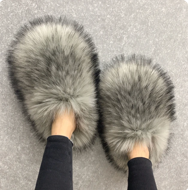 Fur Slippers Womans House Racoon Fur Woo Spikes Flat Trending Fashion Slides