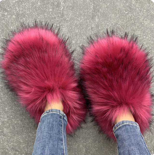 Fur Slippers Womans House Racoon Fur Woo Spikes Flat Trending Fashion Slides