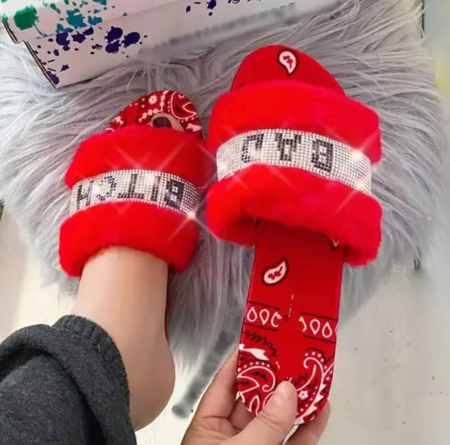Woman’s Trending Design Summer Fashion Crystal Rhinestone Fluffy Graphic Slippers